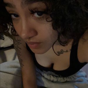 Meet your Posher, Kiki